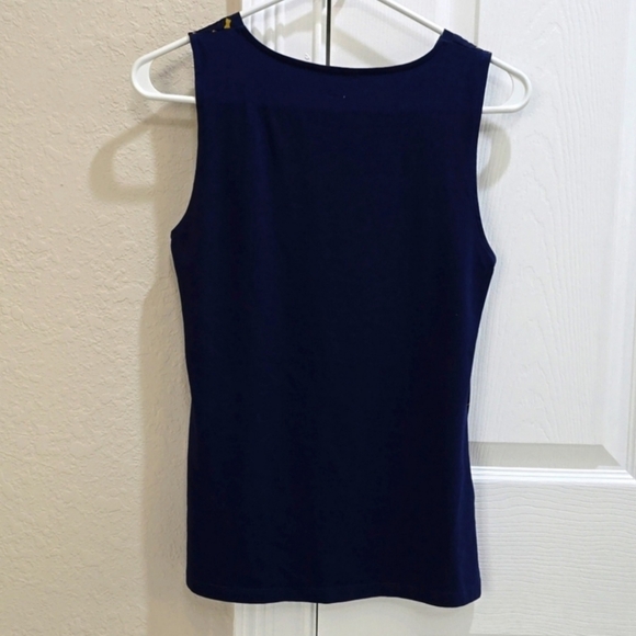 Five beautiful used blouses in size small,  and medium. Five blouses $7 - Picture 13 of 13